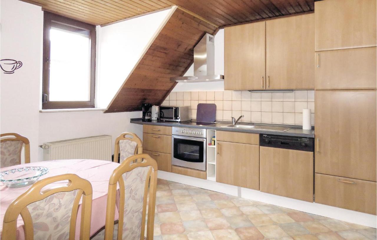 Gorgeous Apartment In Lahnstein With Kitchen Экстерьер фото
